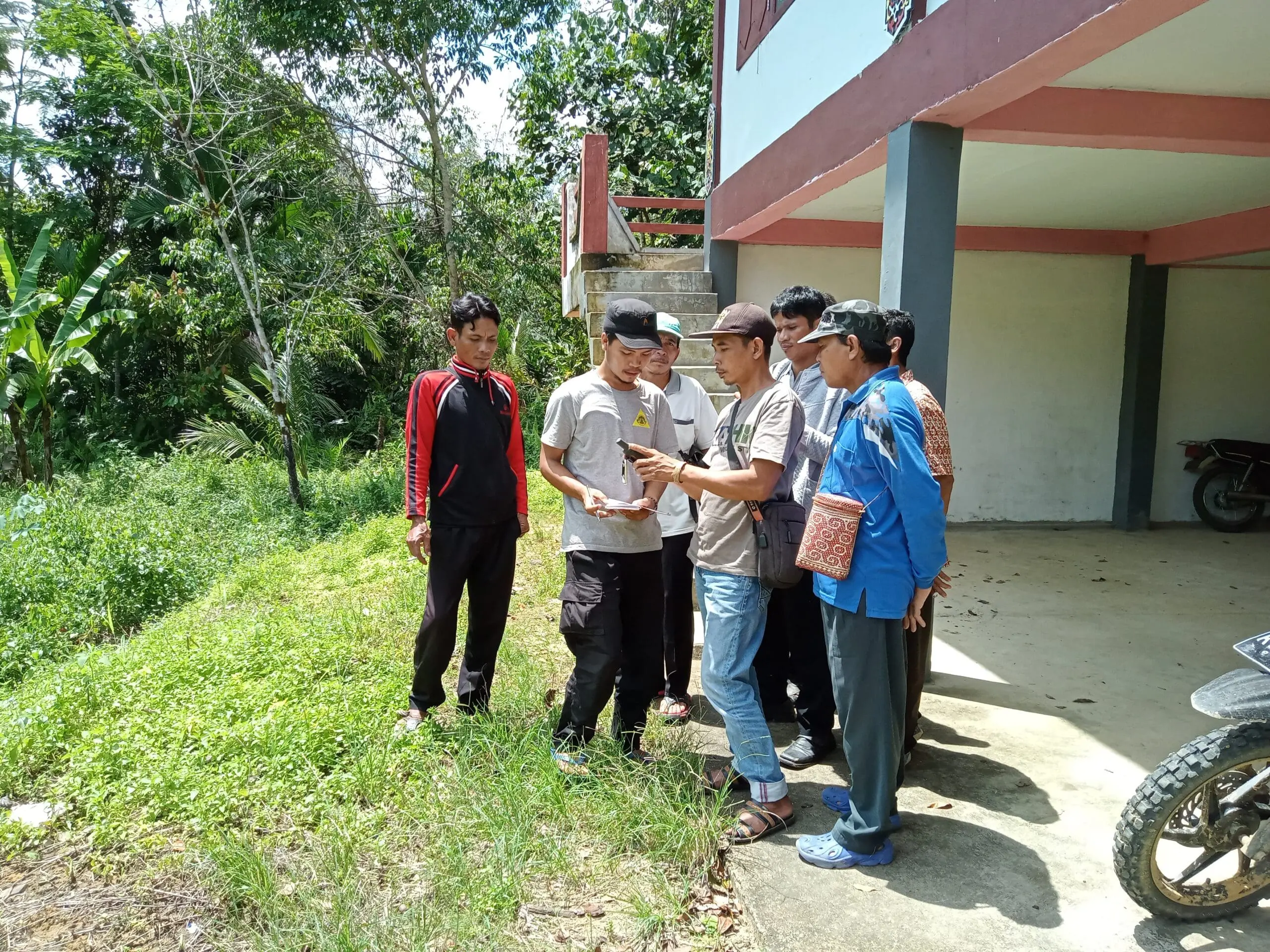 5,000 hectares of Village Forest: From paper permit to real economic development and sustainable forest management.